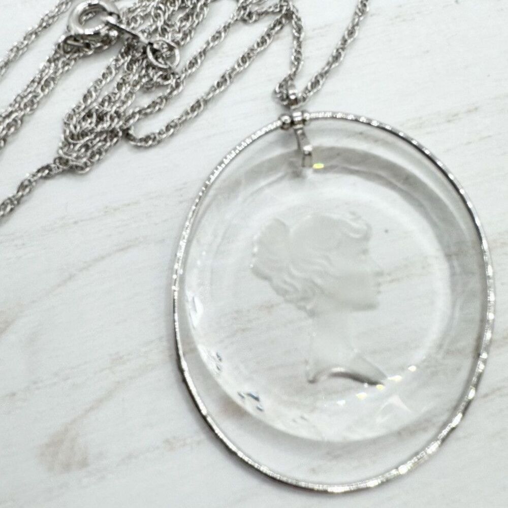 Vtg Crystal Glass Intaglio Cameo Lady Pendant Hallmark Cards Inc Rope Necklace